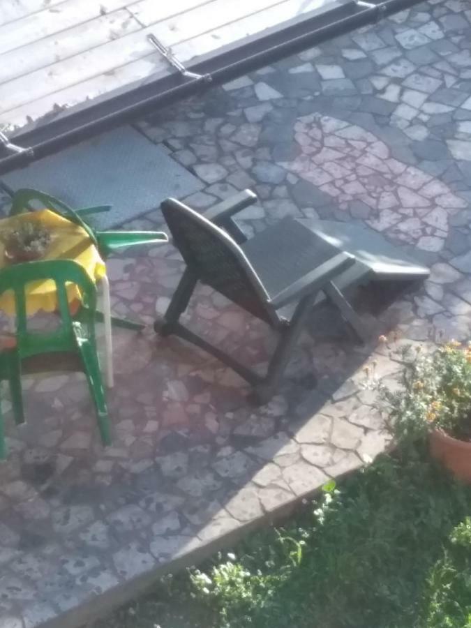 Aritzo Appartamento Romantico Εξωτερικό φωτογραφία